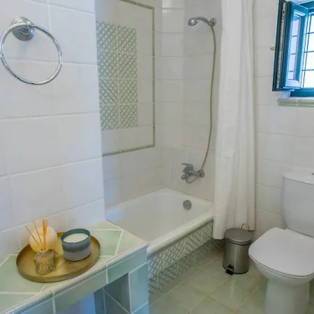 Villa Ypsos - Overlooking Country house *