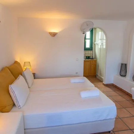 Country house Villa Ypsos - Overlooking Parikia (Paros)