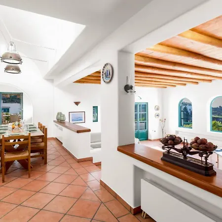 Country house Villa Ypsos - Overlooking