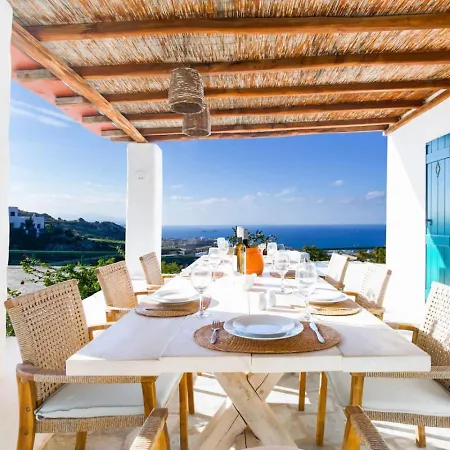 Villa Ypsos - Overlooking Country house Parikia (Paros)